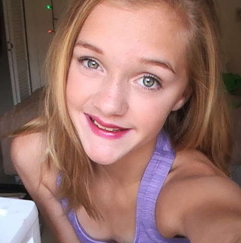 Mary Paige Photo 33