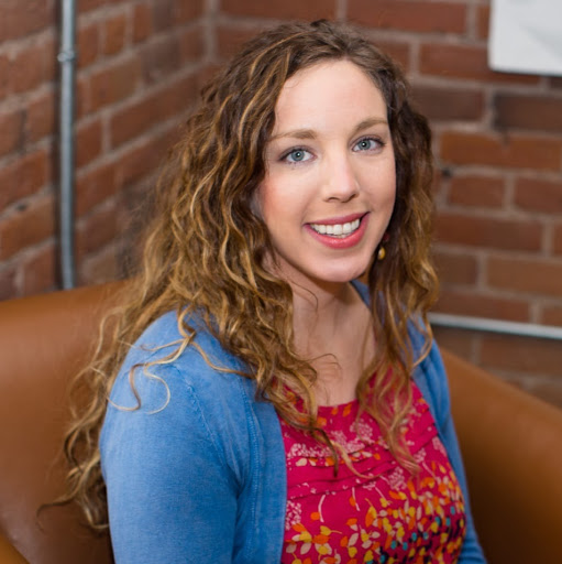 Stephanie Luce Photo 31