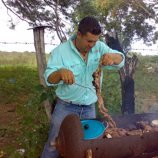 Orlando Perez Photo 43