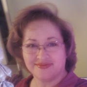 Julie Thacker Photo 36