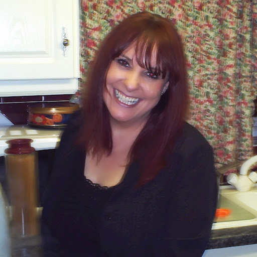 Carole Nichols Photo 33