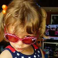 Elizabeth Christopher Photo 28