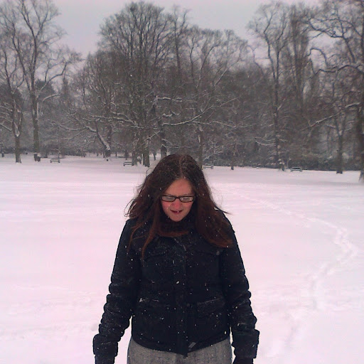 Kate Webber Photo 23