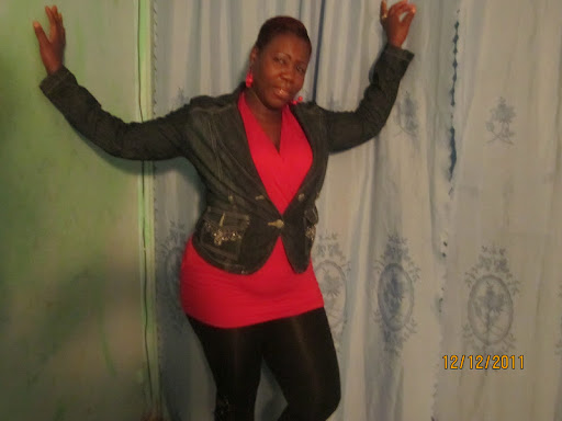 Colleen Lee Photo 15