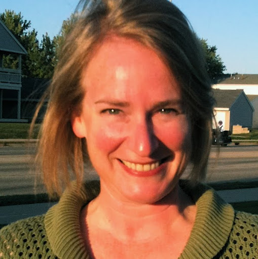 Annie Abbott Photo 12