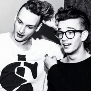 Kristen Richards Photo 15