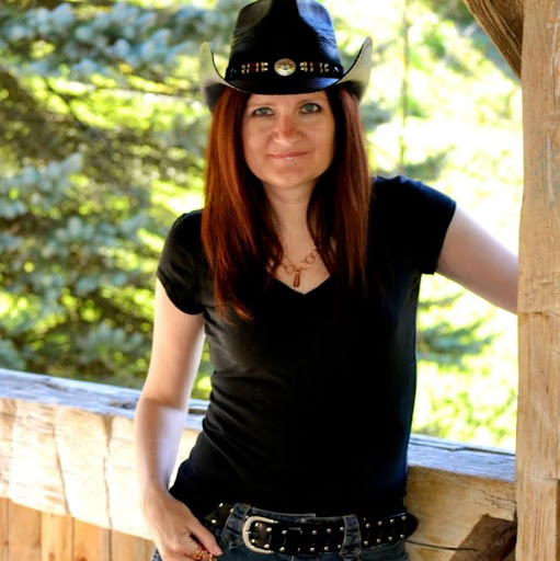 Tracey Reed Photo 17