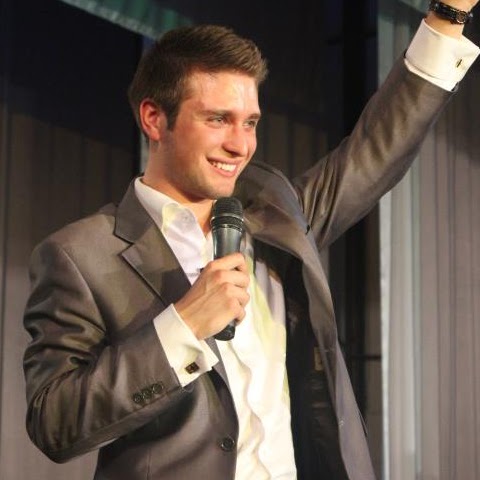 Joshua Alvarez Photo 29