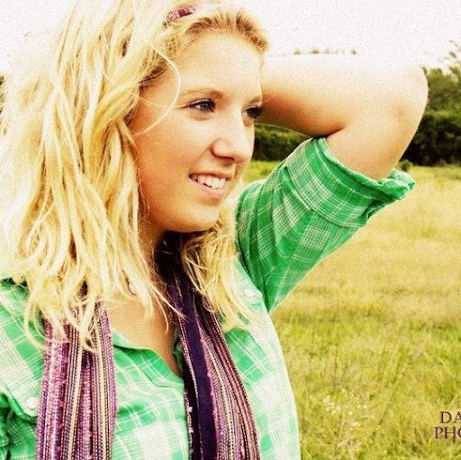 Shelby Richardson Photo 2