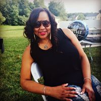 Latosha Taylor Photo 28