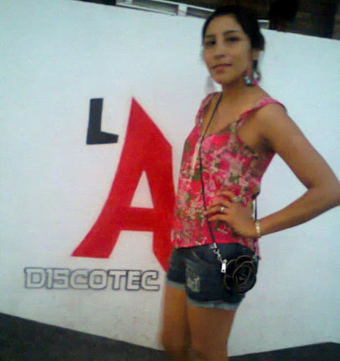 Adriana Mendez Photo 18