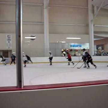 Lindsay Bishop Photo 18
