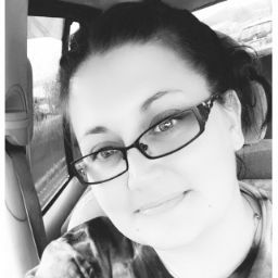 Aimee Nguyen Photo 10