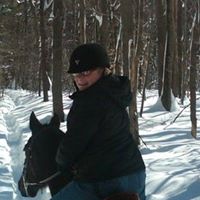 Julie Gaudet Photo 13
