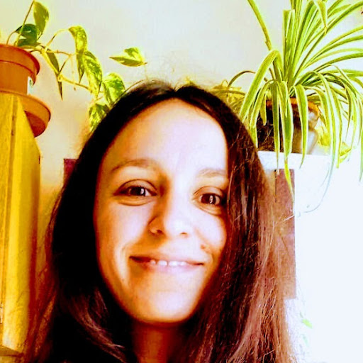 Anita Robles Photo 5