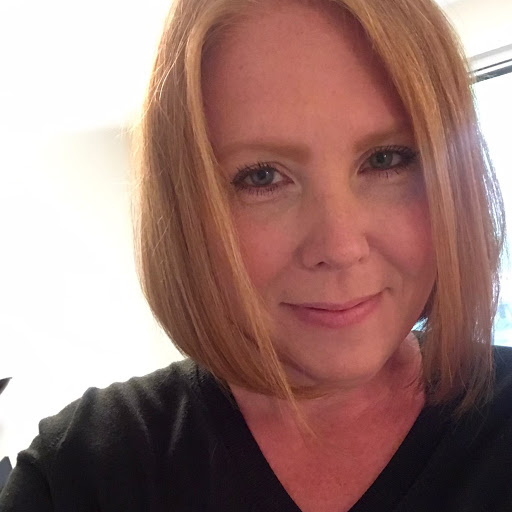 Elizabeth Baker Photo 35