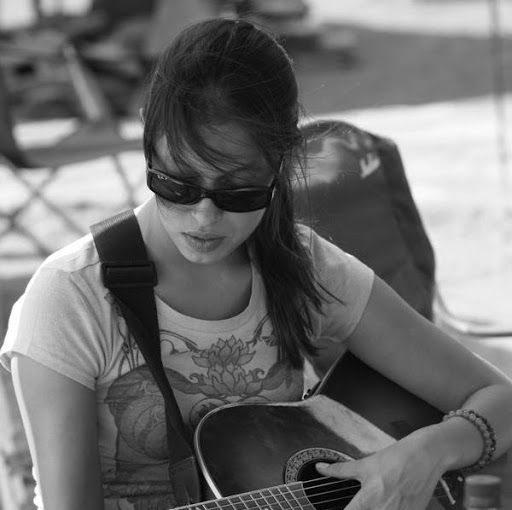 Erika Johnson Photo 44