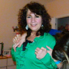 Marianne Warren Photo 32