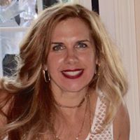 Linda Horvath Photo 18