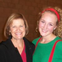 Theresa Proud Photo 11