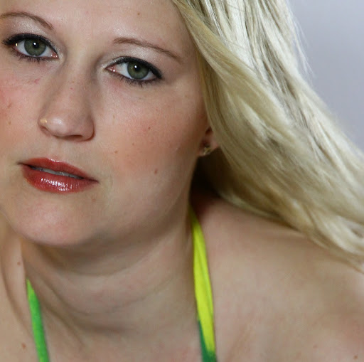 Annette Hansen Photo 35