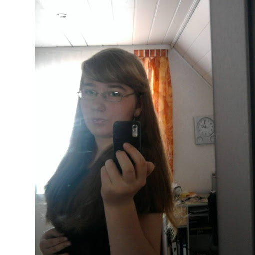 Anna Fritz Photo 28