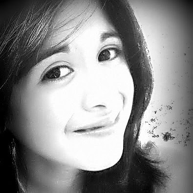 Julie Suarez Photo 28