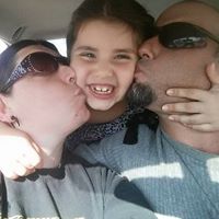 Stephanie Eaves Photo 15