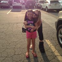 Michelle Marks Photo 26