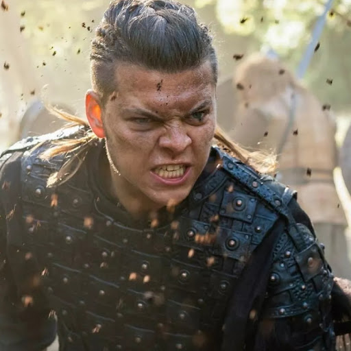 Claire Marchand Photo 17