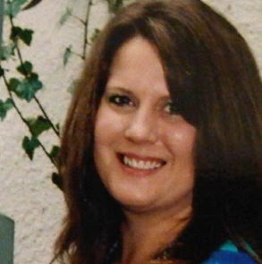 Melissa Benton Photo 9