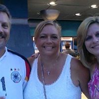 Laura Newman Photo 20