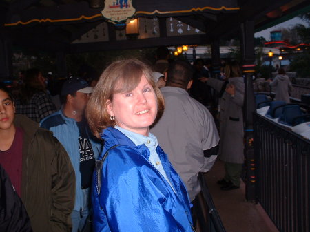 Elizabeth Moser Photo 25