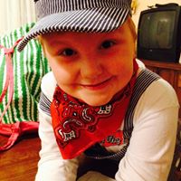 Julie House Photo 44