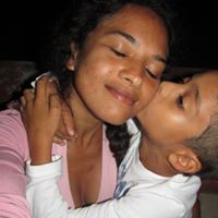 Ana Spencer Photo 32