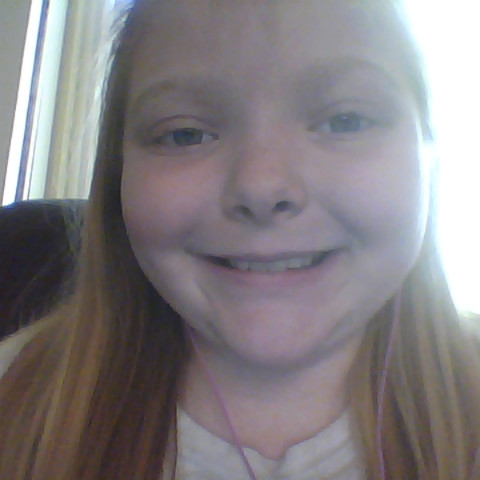 Elizabeth Bennett Photo 52