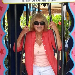 Marilyn Anderson Photo 43