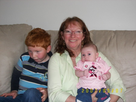 Barbara Young Photo 34