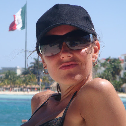 Sandra Marquez Photo 38