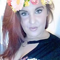 Elizabeth Schofield Photo 26