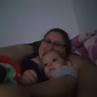 Kristen Henle Photo 1