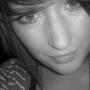 Kelly Groves Photo 10