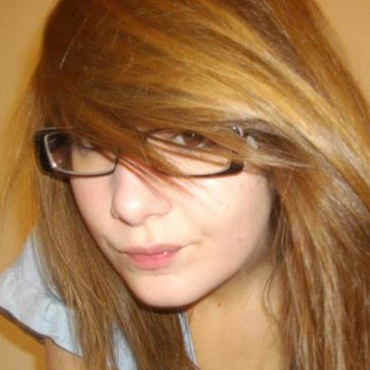 Julie Cortez Photo 30