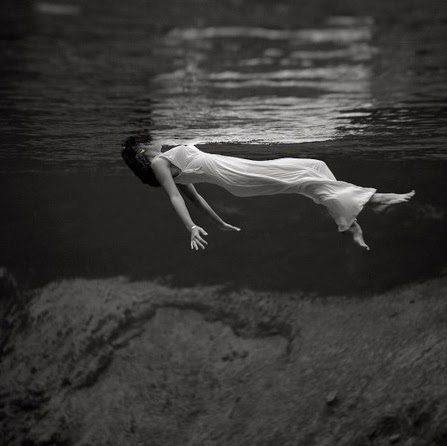 Leah Walker Photo 16