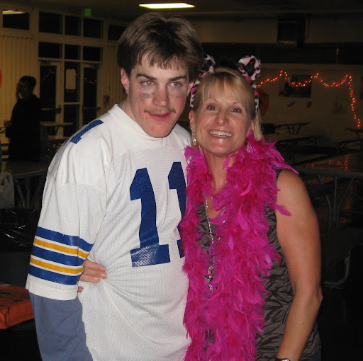 Debbie Hayes Photo 13