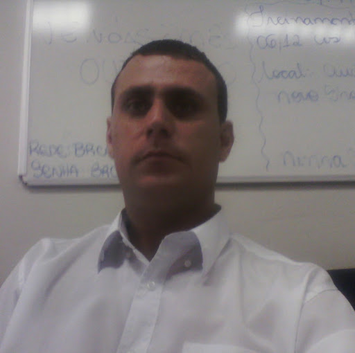 Jonathan Gomes Photo 32