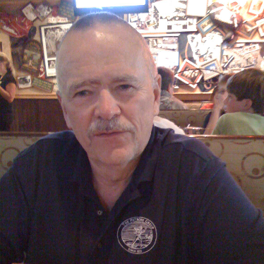 Tom Henley Photo 20