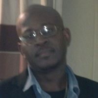 Robert Rhodes Photo 27