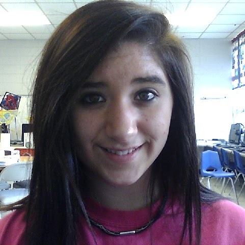 Katie Bell Photo 19