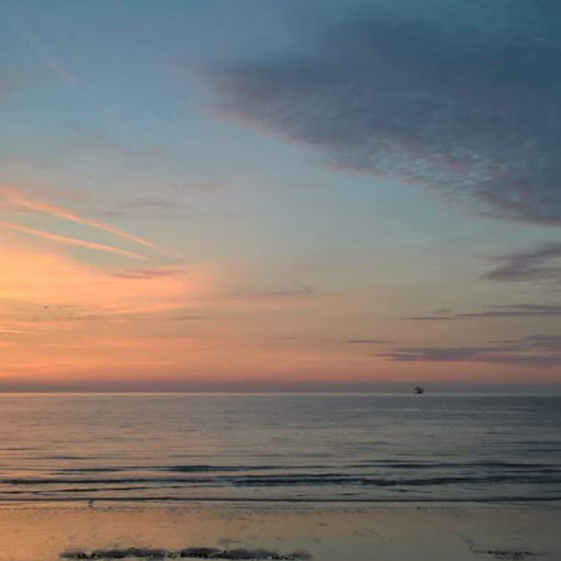 Anne Girard Photo 21